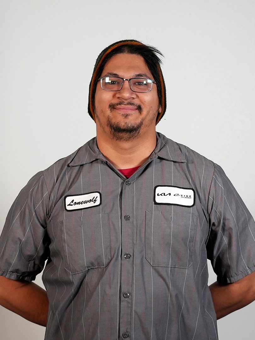 Recon Technician Daalen Lonewolf in Service at Eide Kia Mandan